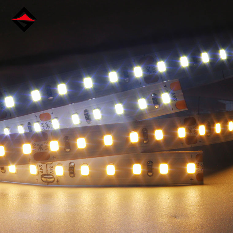 Differentia inter altus-voltage lucem denudat et humilis-voltage lucem denudat et lectio dux